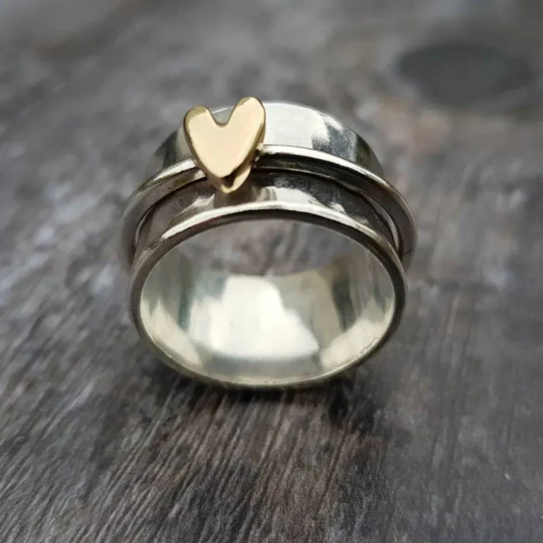 Melodi | Stijlvolle Zilveren Ring met Hartmotief