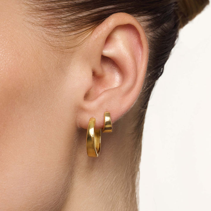 Gia Hoop Earrings