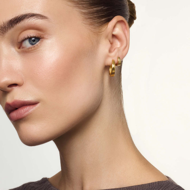 Gia Hoop Earrings