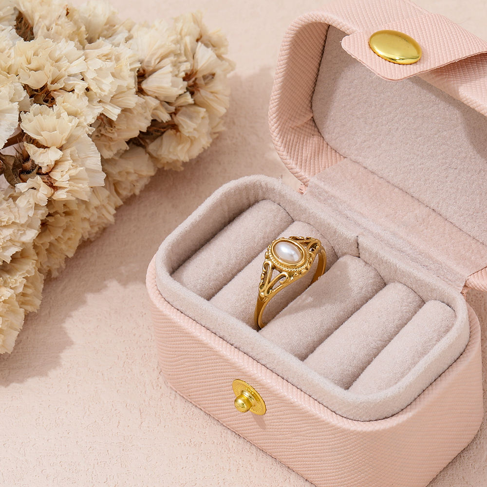 Vintage Ring met Goudgeplateerde Parels