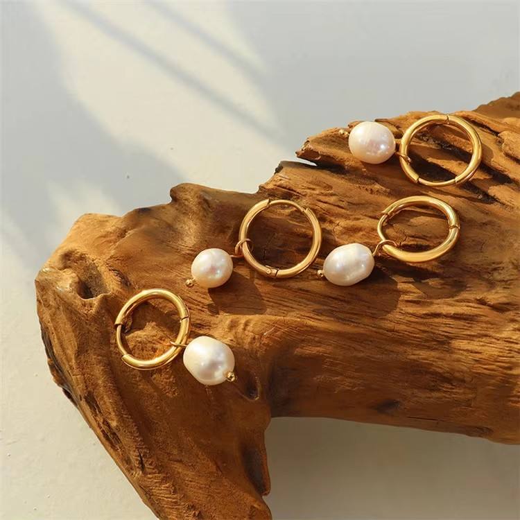 Baroque Pearl Drop Earrings