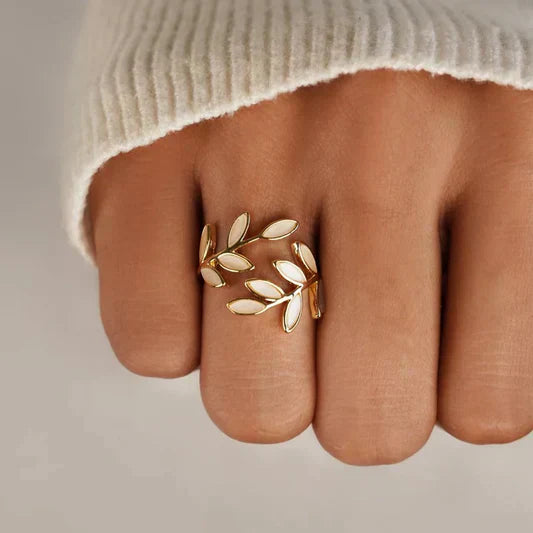 Pure - Hvid Opal Blad Justerbar Ring