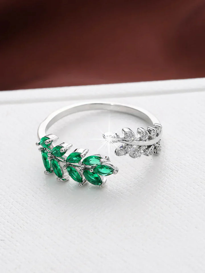 Lyselle Ring by Vivara