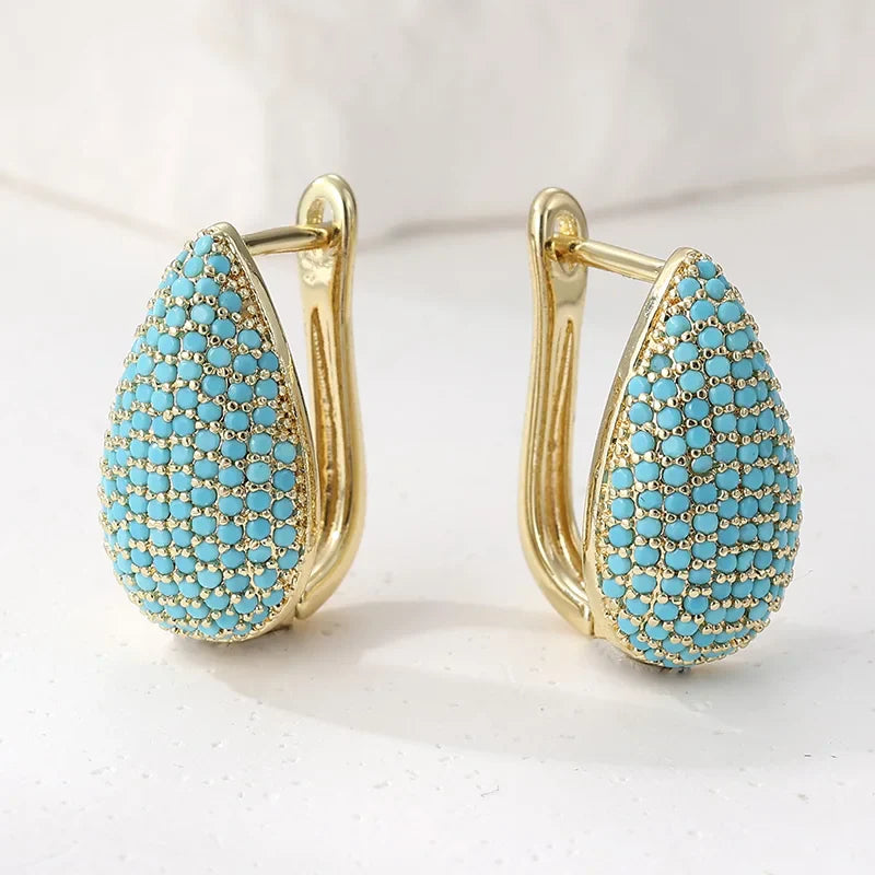 Turquoise Pavé druppelvormige oorringen