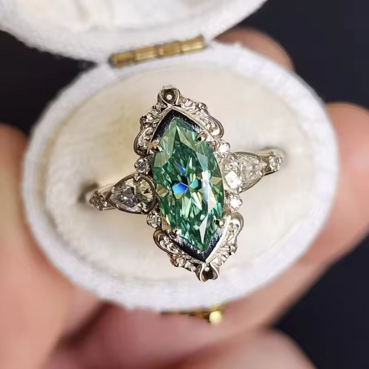 Thornewyn Ring by Vaelira