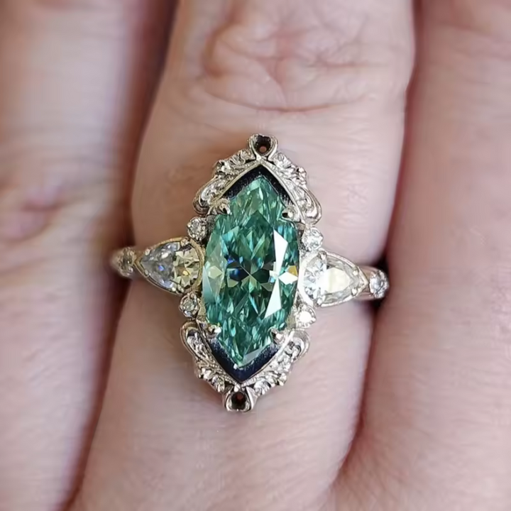 Thornewyn Ring by Vaelira