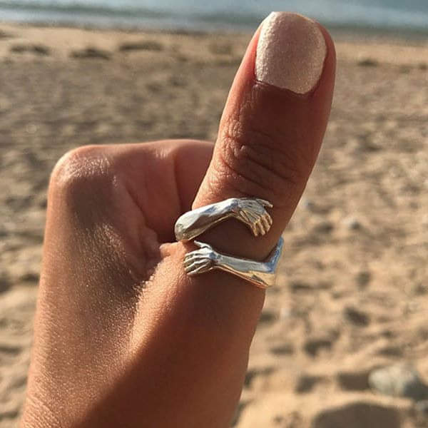 Verstelbare Zilveren Ring met Knuffelontwerp