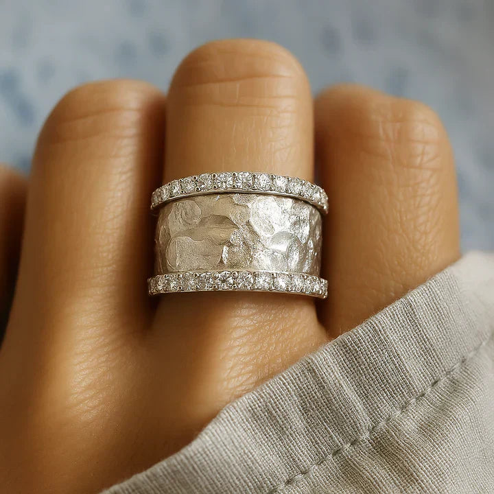 Antieke Zilveren Ring met Zirkonia