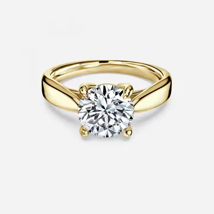 Verfijnde Gouden Ring met Diamanten