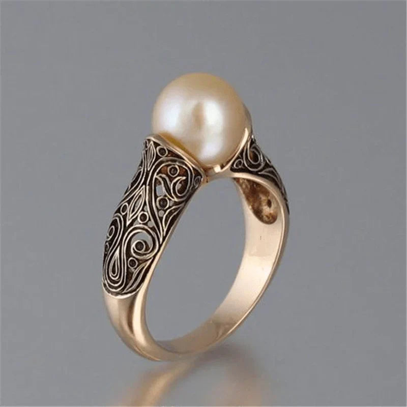Retro Golden Pearl Ring