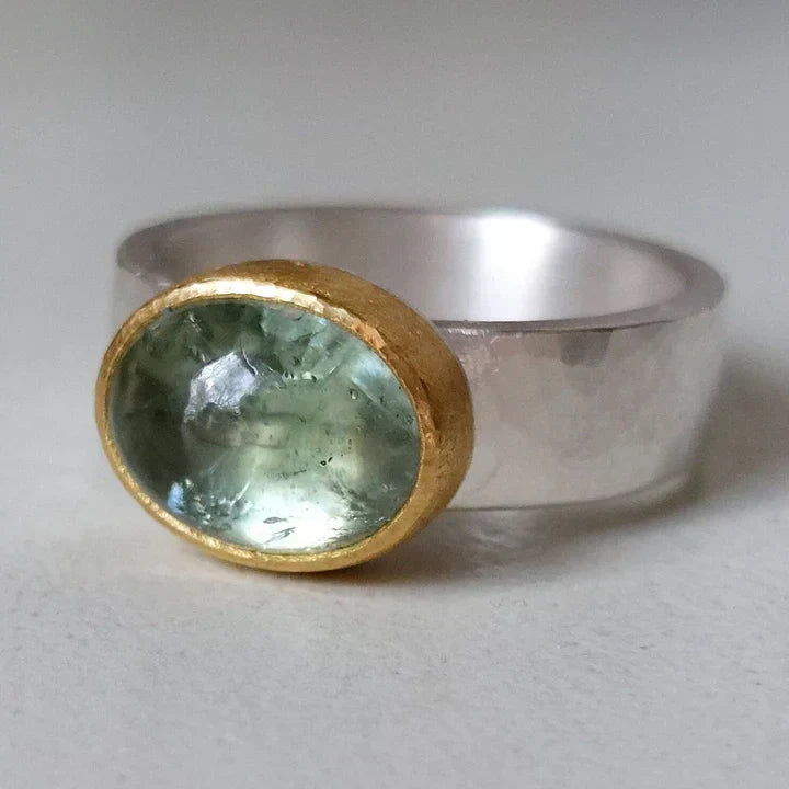 Retro Groene Ring met Ronde Edelsteen